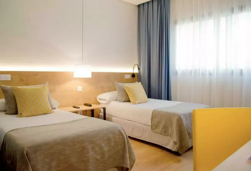 Chambre Standard, Aida