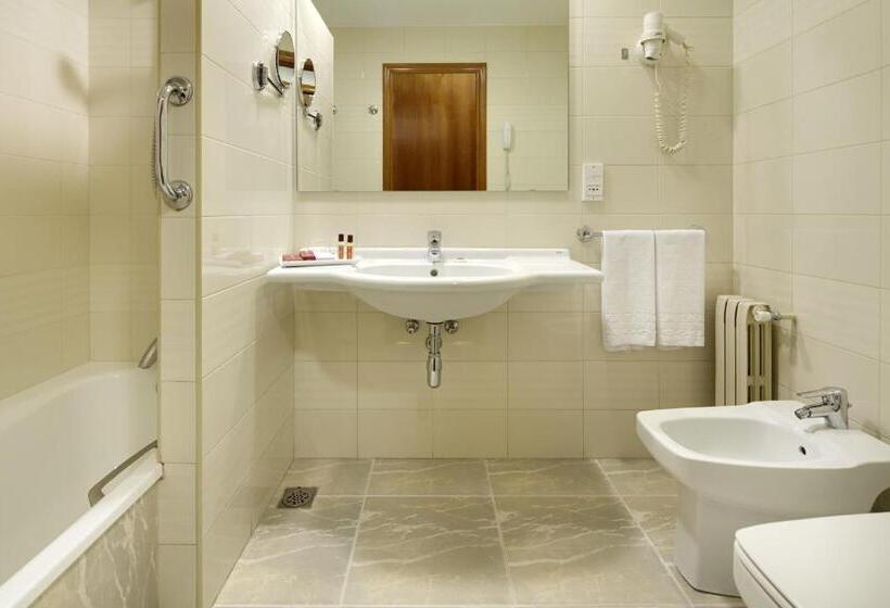 스탠다드 룸, Blanca De Navarra