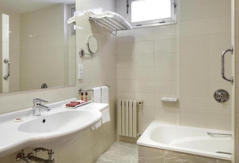 스탠다드 내측 룸, Blanca De Navarra