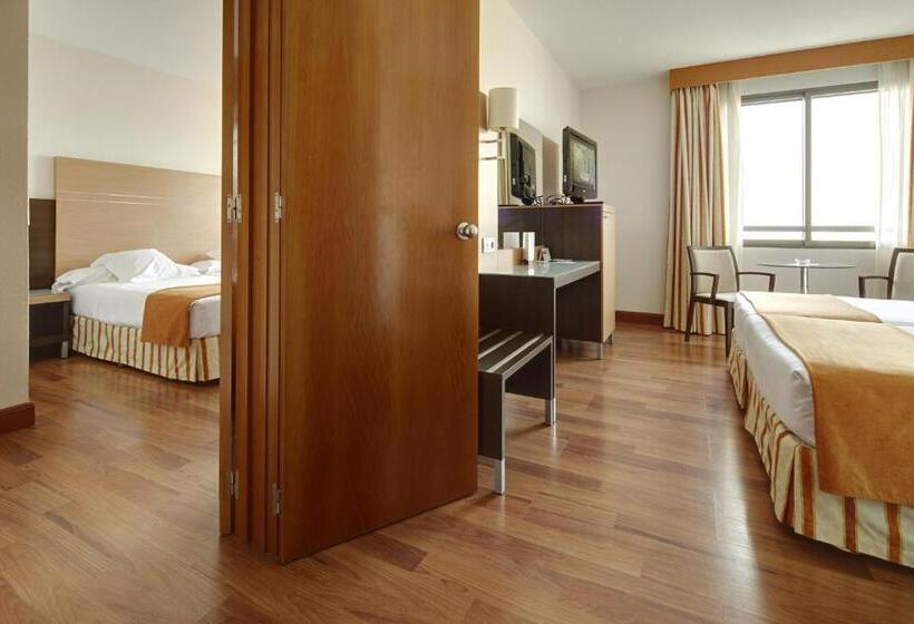 패밀리 연결 룸, Blanca De Navarra