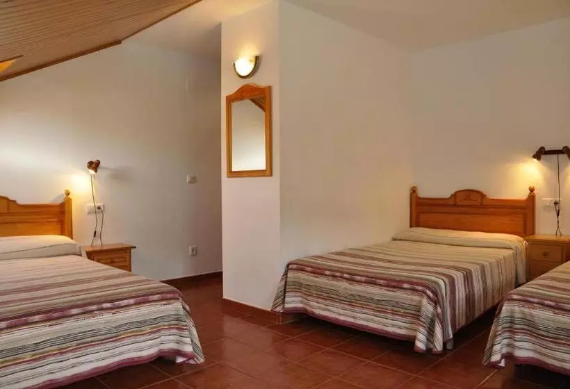 3-Bett-Standardzimmer, Castillo D Acher