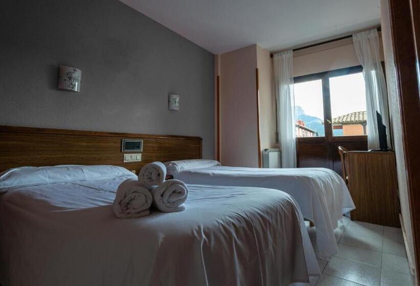 חדר סטנדרט, Ciudad De Jaca