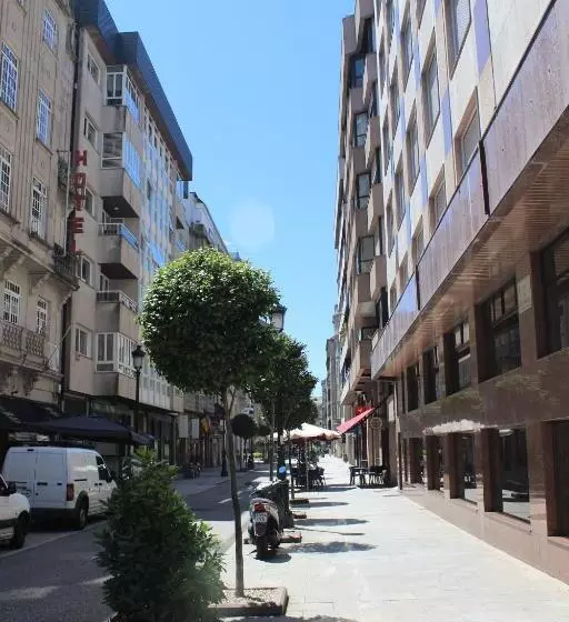 اتاق لوکس, Ciudad de Vigo