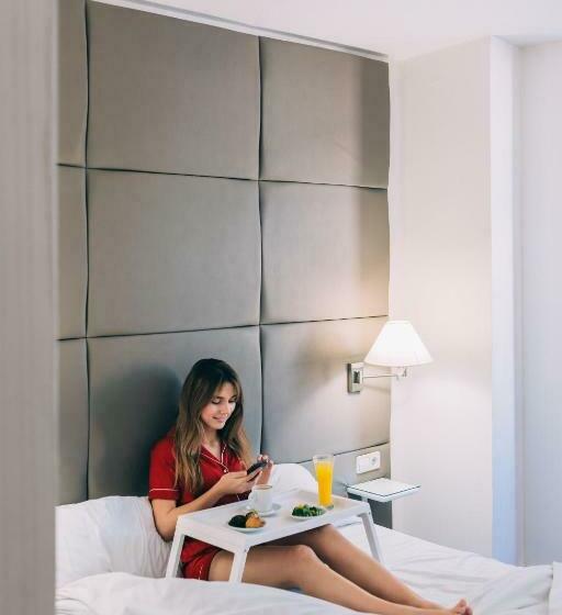 اتاق استاندارد, Erase Un