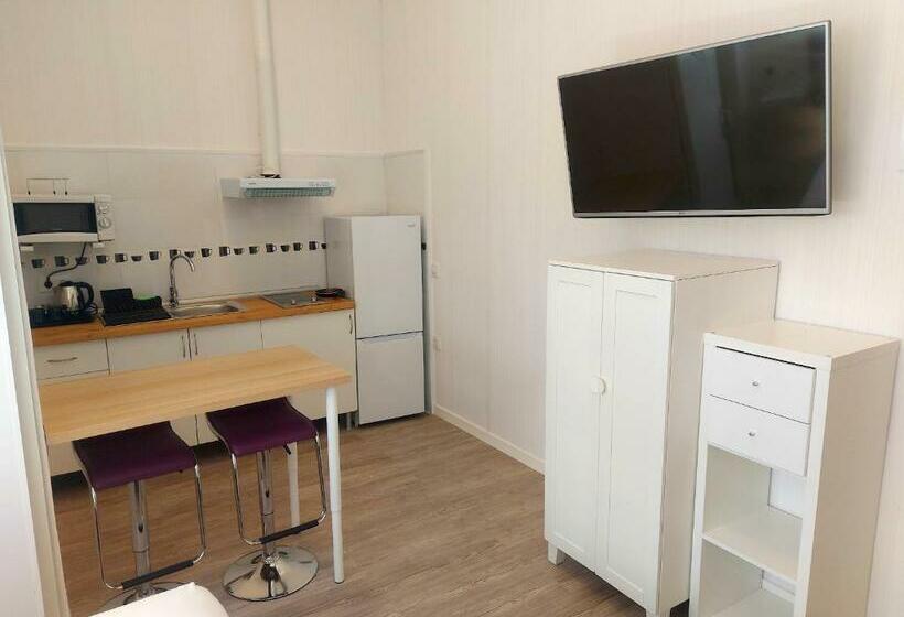 آپارتمان 1 خوابه, Erase Un