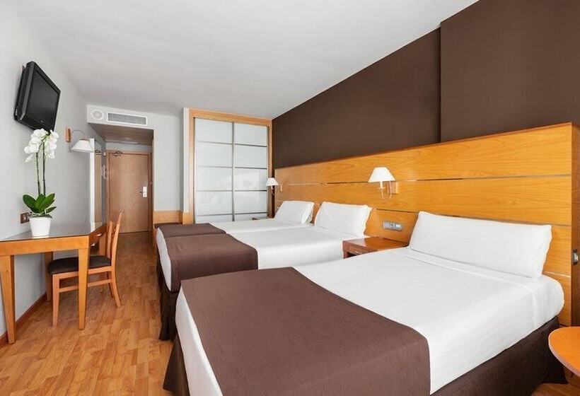 标准三人间, Exe Las Palmas