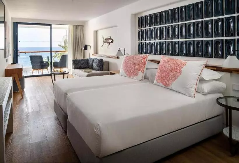 Juniorsviitti Liikuntarajoitteisille, Hotel Fariones