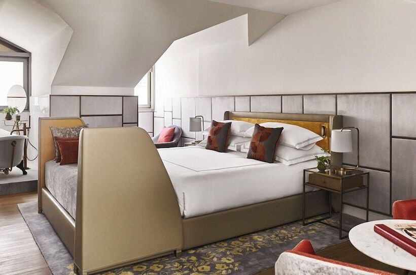 סוויטה נשיאותית, Gran Hotel Inglés, The Leading Hotels of The World