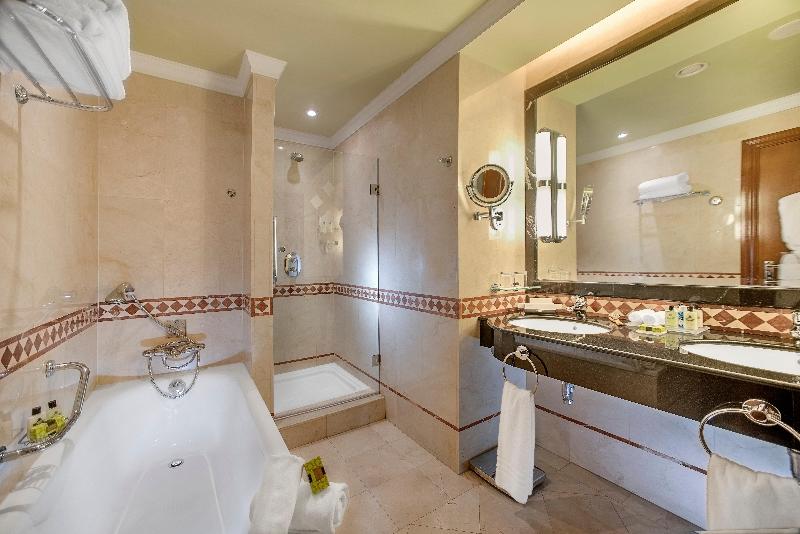 اتاق پرمیوم, Intercontinental Madrid, An Ihg