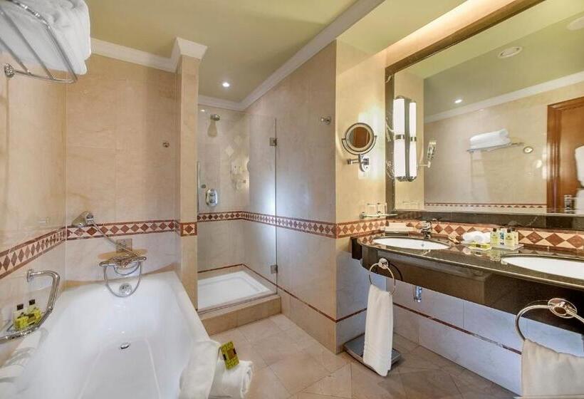 جناح كلوب, Intercontinental Madrid, An Ihg