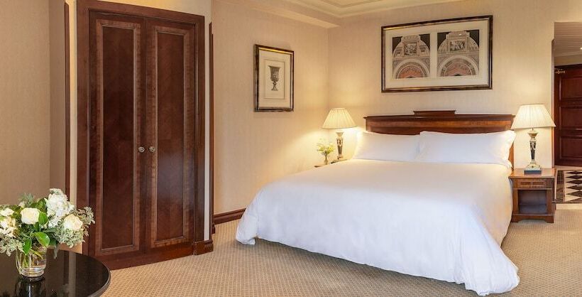 غرفة بريميوم مع إطلالات, Intercontinental Madrid, An Ihg