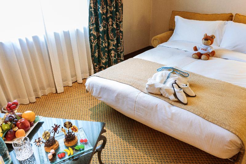 جناح جونيور كلوب, Intercontinental Madrid, An Ihg