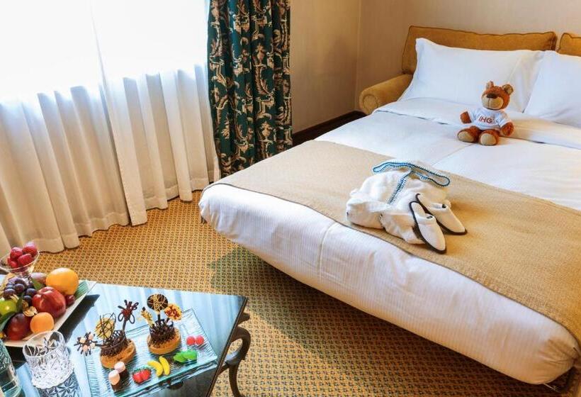 جناح جونيور كلوب, Intercontinental Madrid, An Ihg