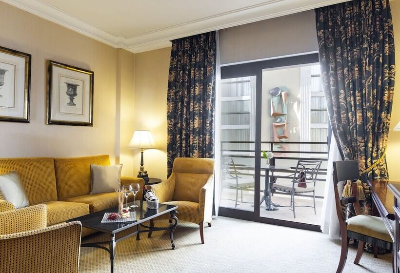 جناح كلوب, Intercontinental Madrid, An Ihg