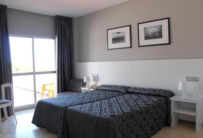 Номер Стандарт с Террасой, Marola