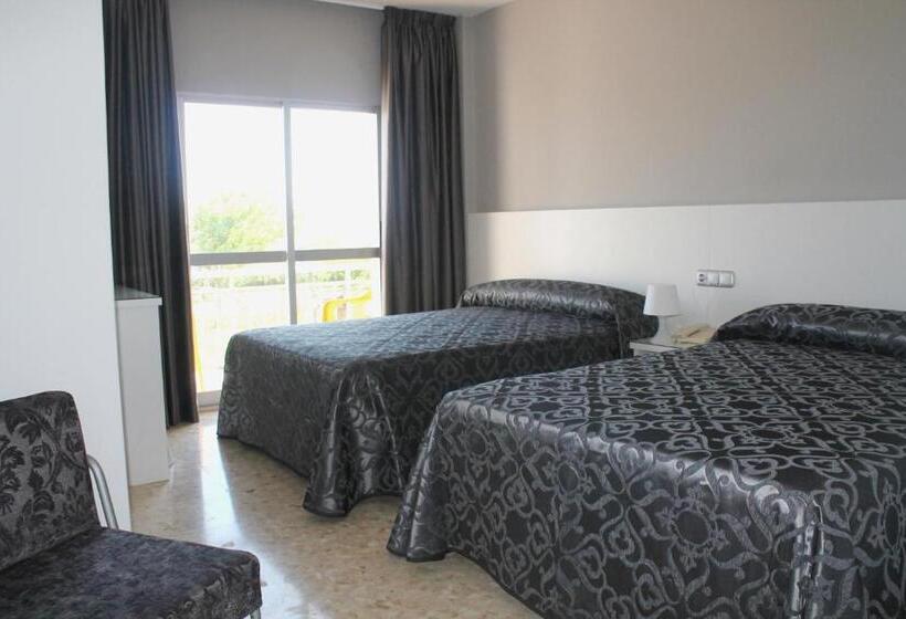 Номер Стандарт с Террасой, Marola