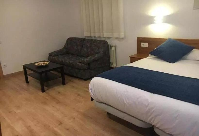 Junior Suite, Marxant