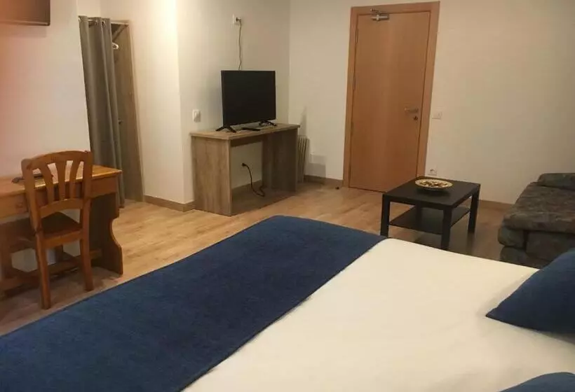 Junior Suite, Marxant