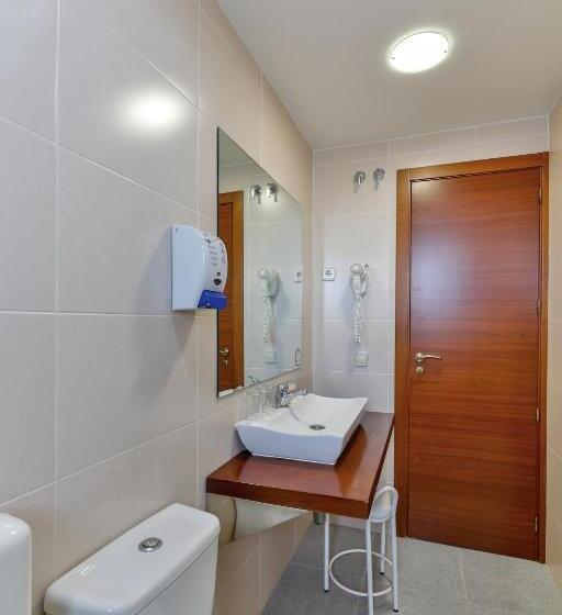 اتاق استاندارد, Mavi