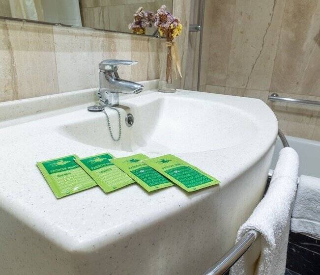 غرفة قياسية, Pacoche Murcia