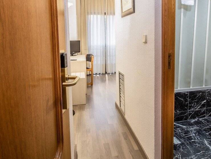 غرفة قياسية فردية, Pacoche Murcia