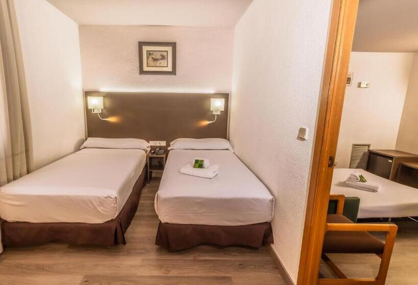 غرفة سوبيريور ثلاثية, Pacoche Murcia