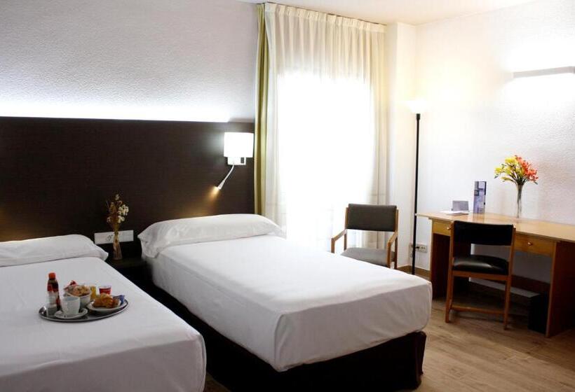 غرفة سوبيريور ثلاثية, Pacoche Murcia