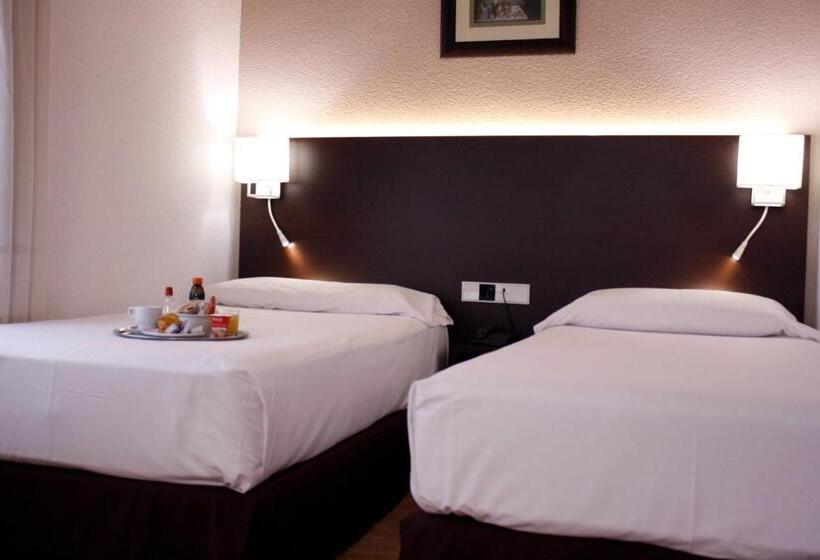 غرفة قياسية ثلاثية, Pacoche Murcia