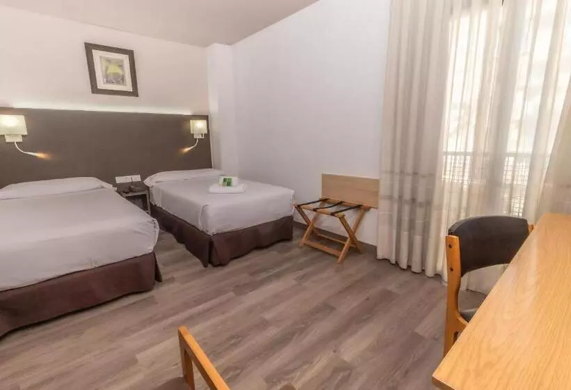 اتاق استاندارد سه نفره, Pacoche Murcia
