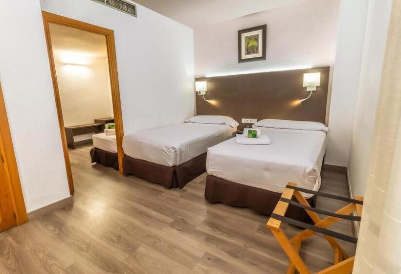 غرفة قياسية ثلاثية, Pacoche Murcia