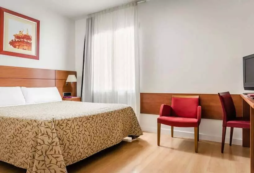 Eenvoudige Kamer, Palacios