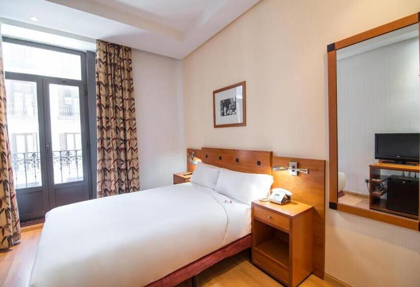 Номер Стандарт, Petit Palace Preciados