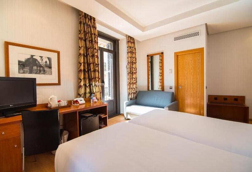 Номер Стандартный с Видом, Petit Palace Preciados