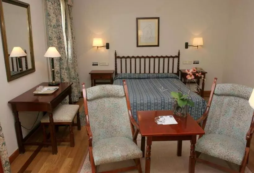 اتاق استاندارد, Pousada De Portomarín