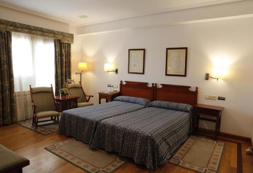 Номер Стандарт, Pousada De Portomarín