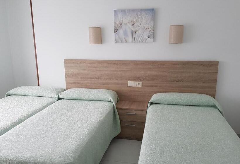 Triple Room Sea View, Punta Seame