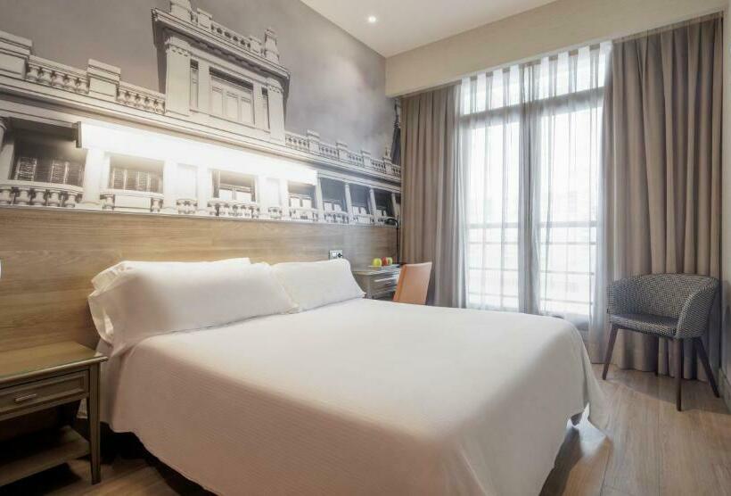 Pokój Standard, Regente