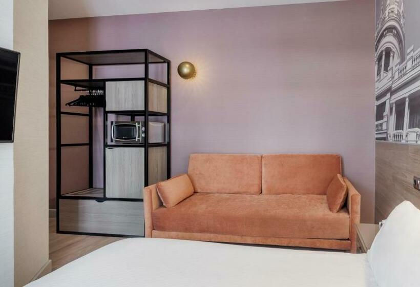 Pokój Standard, Regente