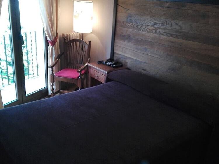 اتاق استاندارد یک نفره, Riu Nere Mountain