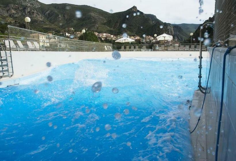 غرفة قياسية مزودة بجاكوزى, Spa Termaeuropa Balneario Arnedillo