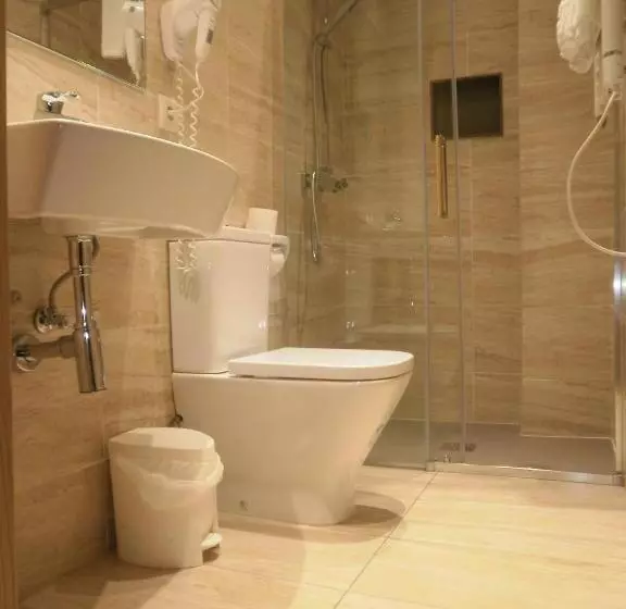 Standardzimmer, Victor