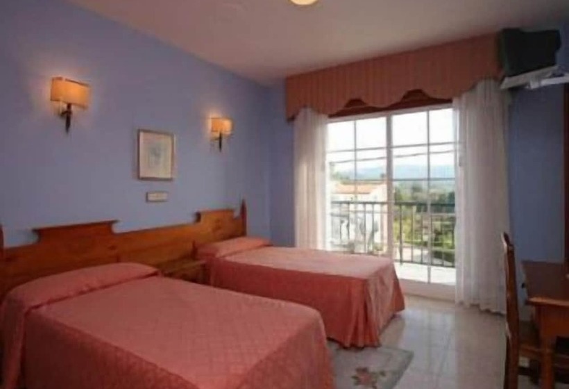 חדר סטנדרט לשלושה, Vimar