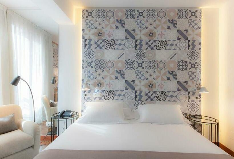 Quarto Estandar, Vincci Soma