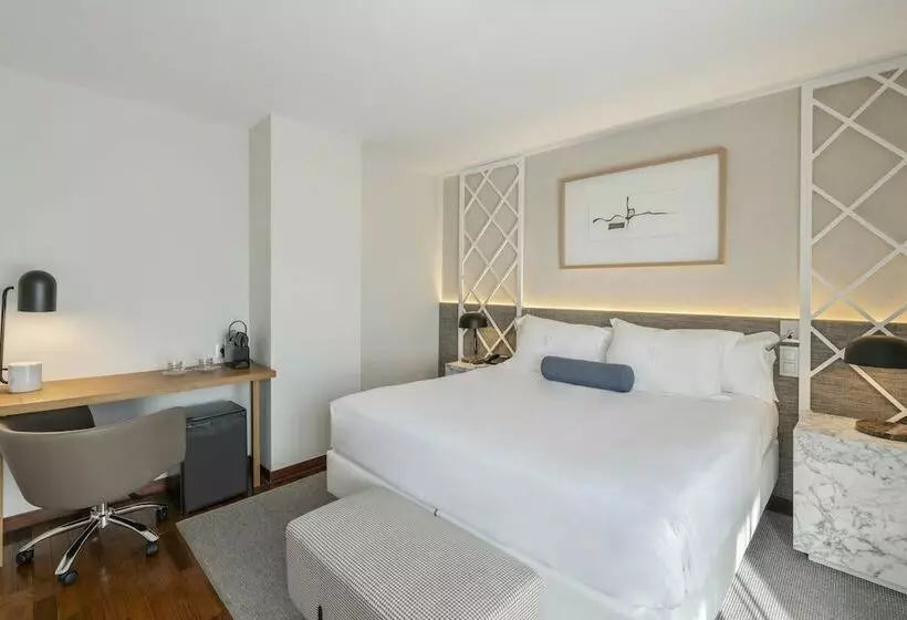 Superior-Zimmer, Vincci Soma