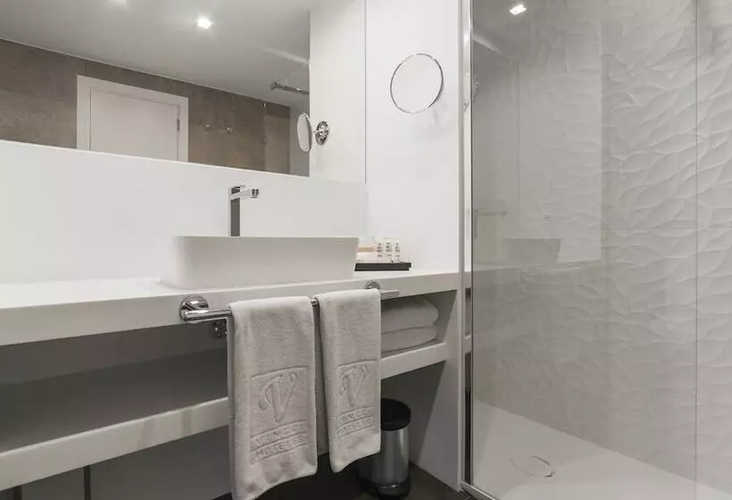 Basis Einzelzimmer, Vincci Soma