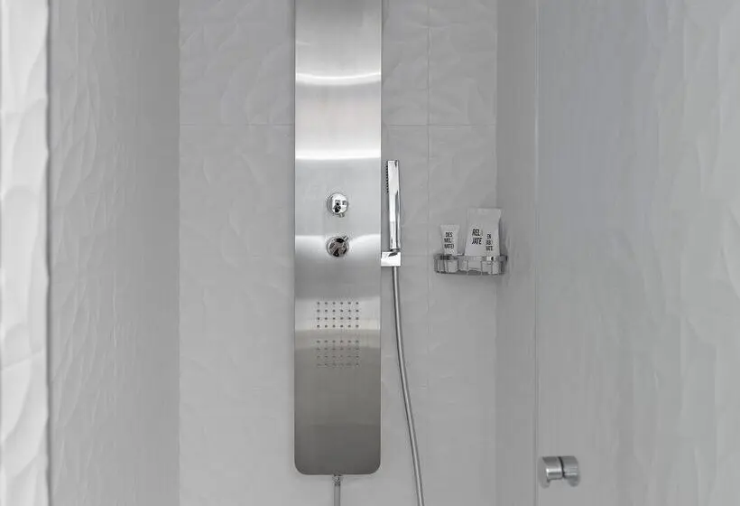 سوییت جونیور, Vincci Soma