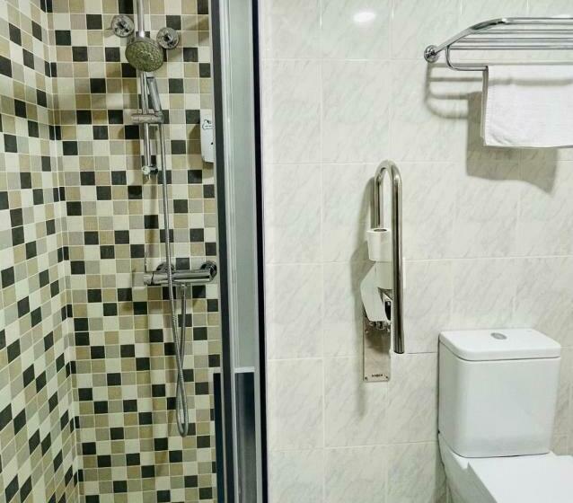 Номер Стандарт, Yerri