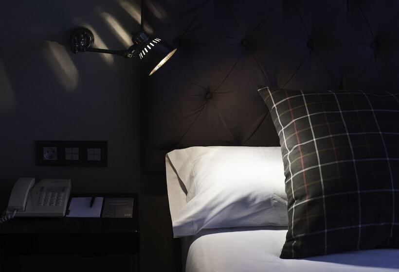 اتاق استاندارد, Zenit Abeba