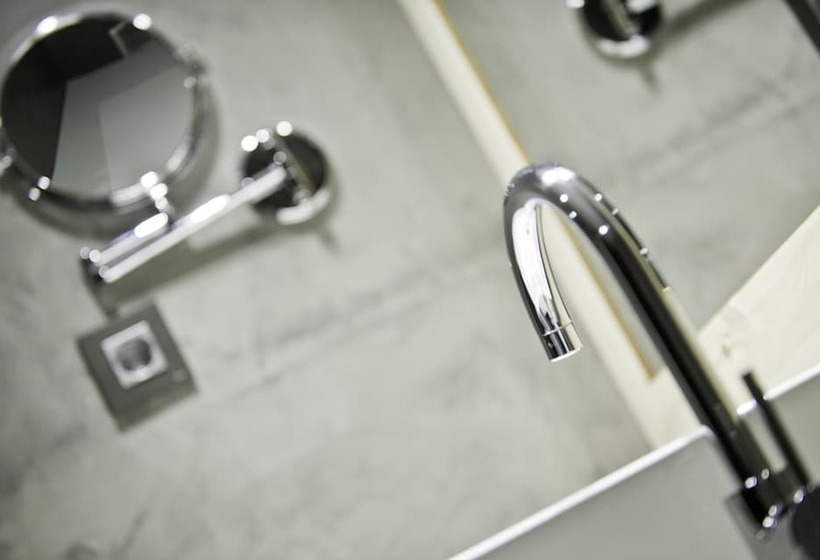 اتاق استاندارد, Zenit Abeba