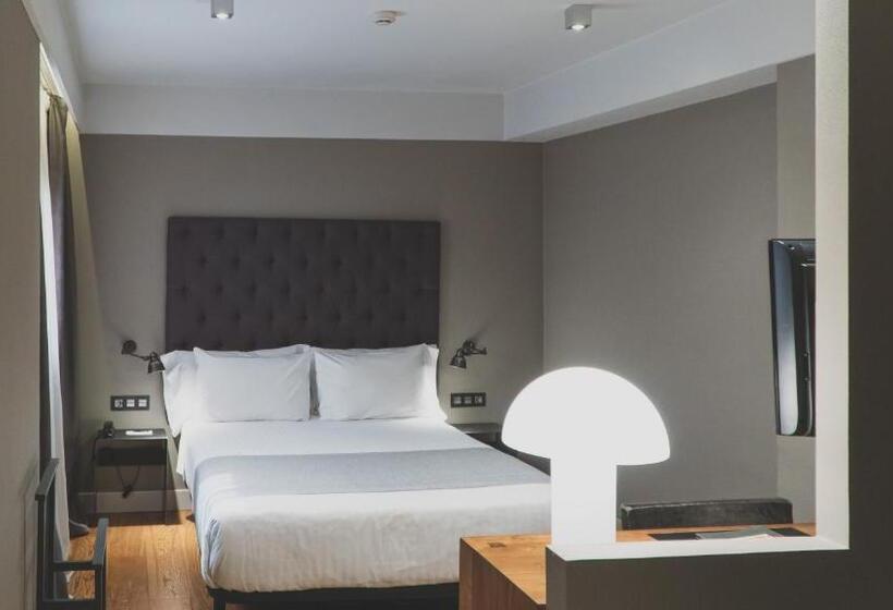 اتاق استاندارد, Zenit Abeba